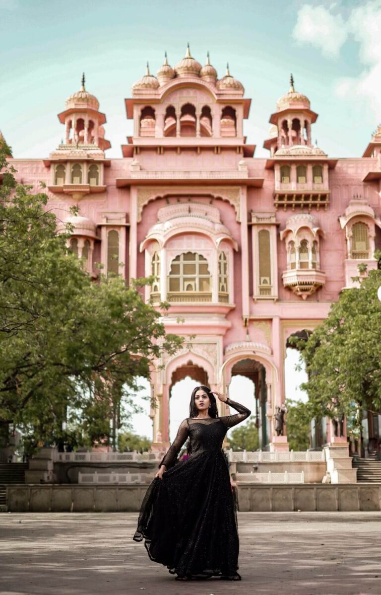 patrika gate outside photoshoot